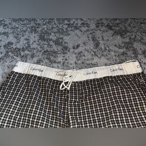 Calvin Klein Plaid Flannel Pajama Pants White Logo waistband w tie! Size: Large
